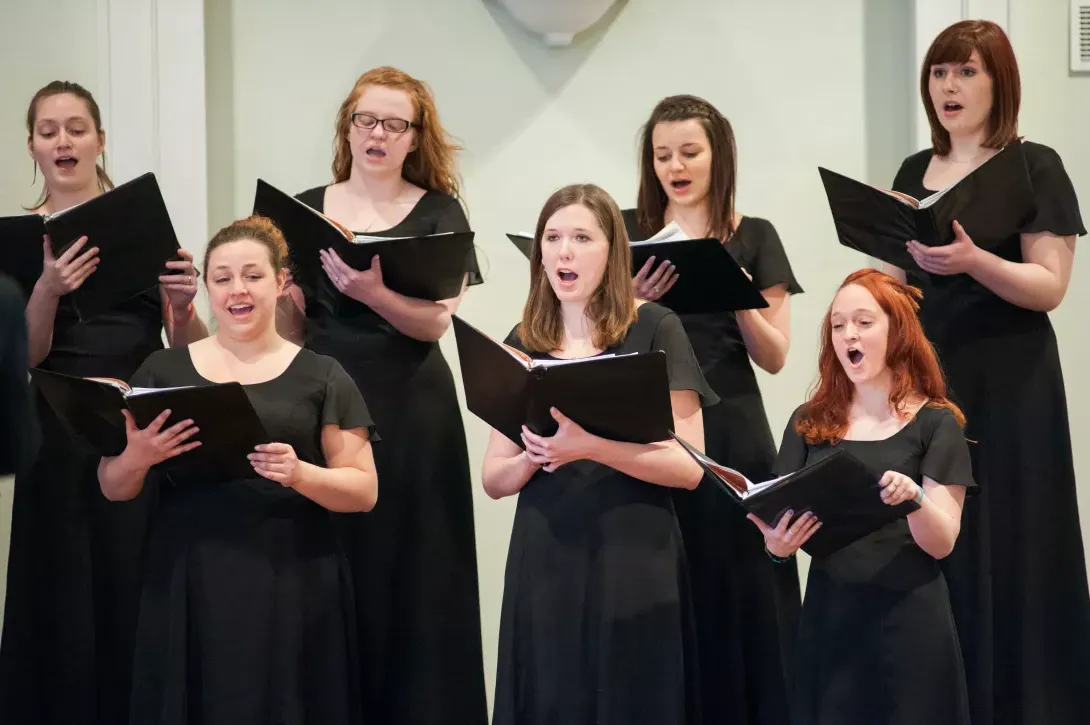 Members of the Ashland University Choir performing